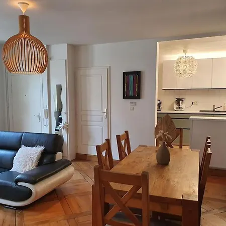 Centre Chez Gemsa Apartment
