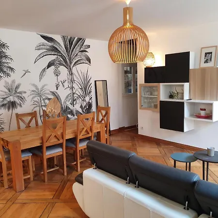 Centre Chez Gemsa Apartment